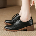 Keskmise kuni k&otilde;rge kontsaga Oxford kingad Naistele Paeladega tossud &Uuml;hev&auml;rvilised nahast Brogues Daamidele K&otilde;ikjale sobivad Mokassiinid Kontori kleidi kingad Naistele 35