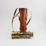 Funktsionaalne teleskoop Messingkonstruktsioon Klaasoptika ja Suur Suurendus Camouflage Viimistlus 45,72 cm Pikk Nahast Kotis