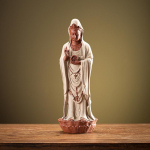 Guanyini Bodhisattva Buddha Kujud Keraamilised kujud Lambi Ring Elutoa jaoks Viiruk Veranda Kodu Kaunistus Kohandatud Feng Shui Kuju