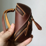 Unisex Creative Retro Crazy Horse P&auml;risnahast v&otilde;tmekott T&otilde;mblukuga v&otilde;tmekaardikott Ukseauto Retronahast meeste ja naiste v&otilde;tmekotiga