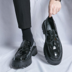 Meeste Creepers Tuttidega tiivaotsaga vabaajajalatsid Liftikingad K&otilde;rgust suurendavad Ametlikud nahast platvormkingad meeste poolhooaja madalatele kingadele EU: 46 must