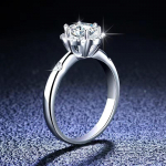 Moodne 1 kat D v&auml;rvi t&otilde;eline moissanite teemant lilledega s&otilde;rmus puhas S925 h&otilde;bedane naistele peen ehe pulmakink 9