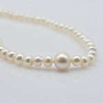 Naiste kaelakee, naturaalne &uuml;mmargune mageveep&auml;rliga kaelakee, suur p&auml;rliripats Kaelakee Disainer Lihtsad ehted Tasuta kohaletoimetamine