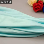 100x150cm satiinkangas m&otilde;&otilde;diku j&auml;rgi s&auml;rkidele R&otilde;ivad Kleidid Pidžaamad &Otilde;mblemine Suure tihedusega sile tavaline sinine valge pehme riie 100x150cm