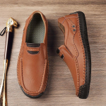 Meeste ehtsast nahast vabaajajalatsid hingavad mokasiinid Meeste &auml;rijalatsid S&otilde;idujalatsid Meeste mokassiinid 45 helepruun v&auml;rv