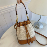 Klassikaline mood naiste bucket Bag Trend Br&auml;nd Retrotr&uuml;kiga &otilde;lakott Tipptasemel elegantne Crossbody Bag Designer Luksuslik k&auml;ekott