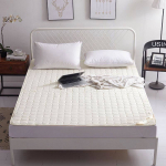 Four Seasons kasutatavad voodilinad Double Queen-madratsid Masinas pestavad libisemiskindlad kaitsepadjad 150*200cm valge