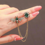 1 tk Rerto Bee Crystal prossid naistele emailitud kivist kivist looma tutti rinnan&otilde;elad