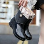 Moodsad vihmasaapad naiste &otilde;ues veekindlad libisemiskindlad k&ouml;&ouml;git&ouml;&ouml; kummist jalan&otilde;ud talv s&auml;&auml;re keskpaigas uues stiilis vihmasaapad 39