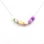 Pierres et Min&eacute;raux. Collier Perles Opale Rose + Jaspe violet bleu + Jaspe vert rose + Chaine en acier inoxydable.