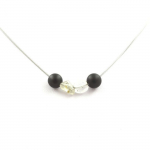 Pierres et Min&eacute;raux. Collier Quartz Tourmaline rutile du Br&eacute;sil + Perles Onyx noir mat 8 mm Chaine en acier inoxydable.