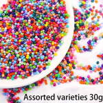 30/50/100g Boheemlaslik puhkuse stiilis juhuslikult segatud v&auml;rvi akr&uuml;&uuml;lriisiterad DIY k&auml;ev&otilde;ru kaelakee k&otilde;rvar&otilde;ngad 30g mitmev&auml;rviline