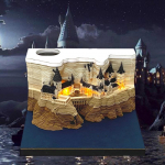 2025 3D paberiskulptuurkalender : Loovad kleepm&auml;rkmed ja puumaja kaunistused