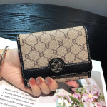 Naiste kompaktne lehmanahast rahakott mitme kaardisahtliga - Stiilne, ruumikas ja mitmek&uuml;lgne must