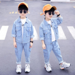 Laste kevadmood &uuml;hev&auml;rviline kaheosaline &uuml;likond poistele Denim Kaheosaline Korea laste teksajakk + teksa&uuml;likond 110