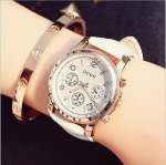 GUOU naiste k&auml;ekellad veekindlast nahast naiste k&auml;ekellad luksuslik automaatne kuup&auml;evakell valge