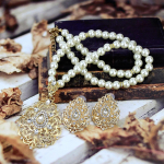 Kullav&auml;rvi p&auml;rlikett ripats kaelakee k&otilde;rvar&otilde;nga komplektid naistele etniline pulma ehted pruudi kingitus roheline