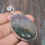 Bloodstone Gemstone k&auml;sitsi valmistatud soliidne 925 sterling h&otilde;bedast ehteripats naistele 2.36 Inches roheline