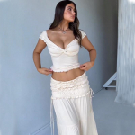 Suvine Uus Puhkuse Ranna Seksikas Seelikukomplekt Naised &Uuml;hev&auml;rviline Varrukateta Vabaaja Kaheosaline Kleidikomplekt Naistele Mood Elegantne Plisseeritud Daami Seelikukost&uuml;&uuml;m 24311 S beež