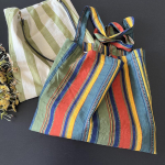 V&auml;rviline triibuline &otilde;lakott naistele, suure mahutavusega ostukott vabaaja rannakott korduvkasutatav kaasaskantav k&auml;ekott 40x1x33cm