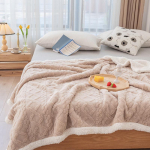 Taftist lambavillast fliisist kahekihiline pestav tekk - žakaardiist diivani- ja uinakukate 120*200CM 2.4 catties