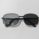 Klassikalised meeste fotokroomsed p&auml;ikeseprillid Meeste kameeleon p&auml;ikeseprillid S&otilde;iduv&auml;ljaku prillid P&auml;evane &ouml;&ouml;n&auml;gemine Juhi prillid