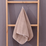 Partii uus mood beebir&auml;tik Pehme kahekihiline puuvillane kaelapael kandiline r&auml;tik lastele v&auml;ikelaste laste pesulapp 000 roosa