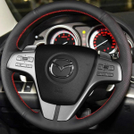 Must kunstnahast roolikatete komplekt K&auml;sitsi &otilde;mmeldud autorooli kate Vanale Mazda 6 2009 Mazda 6 White Thread