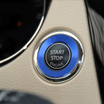 Nissan X-trail Rogue T32 Qashqai J11 Murano Teana 2014 autov&otilde;tme s&uuml;&uuml;tel&uuml;liti augu kaane trimmi kleebis punane