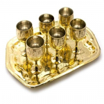 Metallist messingist Nakesha Badri Work Wine Shot klaaside komplekt