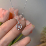 Beating Heart kaelakee naiste kerge luksuslik ni&scaron;idisain Sense Flash Diamond Star Heart Clavicle kett roostevabast terasest kaelakee