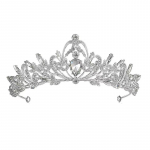 Pruudi peakatted, kuldsed naiste, t&auml;is klassikalist temperamenti pulmakrooniga t&uuml;druku s&uuml;nnip&auml;ev, pimestavad tiaarad as the picture