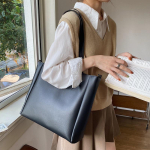 Naiste messenger kott Suure mahutavusega &otilde;lakott Moodne naiste PU-nahast vabaaja kott T&ouml;&ouml;le mineku k&auml;ekott (30cm<Max Length<50cm) gray
