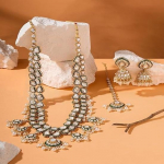 Roheline Meenakari Kundan Bridal Long Pimestav Kaelakee K&otilde;rvar&otilde;nga Maangtikka Komplekt Naistele