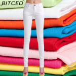 BITCED Kandev&auml;rvi P&uuml;ksid, Naiste Kitsad Pikad P&uuml;ksid, V&auml;rvilised P&uuml;ksid, Salendavad Keskmise V&ouml;&ouml;kohaga, Elastne Valge Denim 26 valge