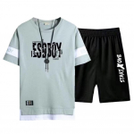 2 tk/komplekt Meeste spordiriietus O-kaelusega l&uuml;hikeste varrukatega T-s&auml;rk Elastse v&ouml;&ouml;kohaga taskutega l&uuml;hikesed p&uuml;ksid Komplekt Kirjaprindiga spordikost&uuml;&uuml;m M