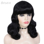 S&uuml;nteetilised 50ndate Vintage &otilde;lapikkusega mustad parukad tukkidega Bettie Page parukad naturaalse lainelise juustega parukas naistele Cosplay Halloween 14inches must