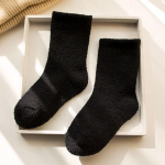 1 paar s&auml;&auml;re keskele ulatuvad sokid Winter Sweet Candy soojad korallifliisist beebisokid pehmed soojad 3-8 aastastele lastele S must