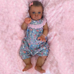 24'' 60 cm Alive Bebe Reborn Dolls Maggi Armsad printsessit&uuml;drukud, v&auml;ikelapsed, k&auml;sit&ouml;&ouml;na valmistatud peen 3D-v&auml;rvitud tumemust nahaga vasts&uuml;ndinud nukud lastele cloth body