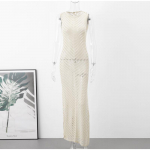 Kootud varrukateta naiste rannakleit S&uuml;gisene pool, l&auml;bipaistev, pika maapikkusega naiste puhkusemantel S aprikoosi