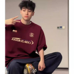 Uus l&uuml;hikeste varrukatega T-s&auml;rk meestele suvel, Korea stiilis trend, lihtne poolvarrukatega topp, Hongkongi stiilis vaba vabaaja br&auml;ndi T-s&auml;rk S must