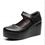 Ehtsast nahast naiste kingad vabaaja kiilkontsaga kingad &uuml;mara ninaga madala s&auml;&auml;rega mugavad naiste kingad naiste platvorm k&otilde;rge kontsaga kingad 33-43 37