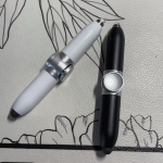 LED-iga helendav s&otilde;rmeotsag&uuml;roskoop, p&ouml;&ouml;rlev pastapliiats stressi leevendamiseks Cool turn pen valge