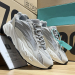 Kookos 700V2 dad shoes valge hall kerge platvormiga meeste kingad trendikad retro helkuriga spordi vaba aja kingad naised 2025 36