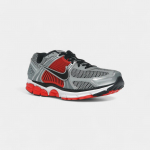 Nike Zoom Vomero 5 Bright Crimson Metallic Silver 42.5 hall