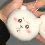 Armsad Plush Anime v&otilde;tmehoidjad Armsad multifilmid Chikawas Squeak Doll M&auml;nguasjade v&otilde;tmehoidja Pehme t&auml;idisega seljakoti ripats, mis ripub kingituseks