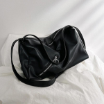 Y2K stiilis &otilde;lakott naistele Trendikas mootorratta k&auml;ekott Minimalistlik &otilde;lakott t&uuml;drukutele t&auml;navar&otilde;ivastele