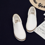 Kvaliteetsed pehmest nahast kingad naiste madalad kingad moodsad naiste mokassiinid vabaaja naiste br&auml;nd mustad valged kingad 35 valge