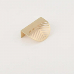 Lehekujuline moodne m&ouml;&ouml;bel sahtli messingist k&auml;epidemed M&ouml;&ouml;bli riidekapi sahtlinupp messingist ukse k&auml;epidemed small