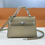 Piiri&uuml;lene 2025 Uus Moodne L&otilde;uendist Lai &Otilde;larihmaga Kott H&otilde;bedase Pandlaga Ni&scaron;&scaron; &Uuml;he &Otilde;lakotina v&otilde;i Ristkehana Kantav K&auml;ekott Naistele 22x7x14cm